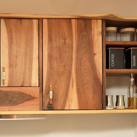 Вилла Granaries Pear & Walnut Толмин Экстерьер фото